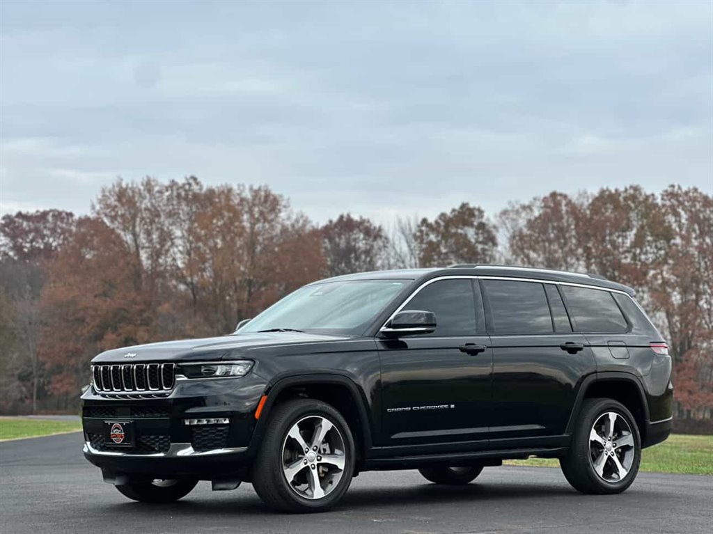 2023 Jeep Grand Cherokee L Limited's photo