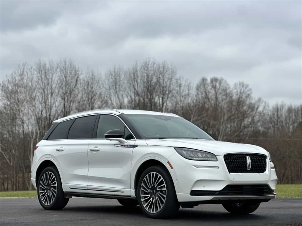 2022 Lincoln Corsair Reserve's photo