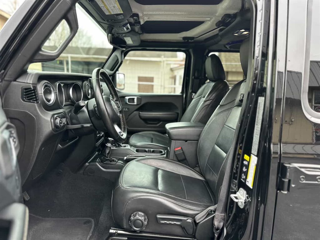 2020 Jeep Gladiator Overland - Photo 13