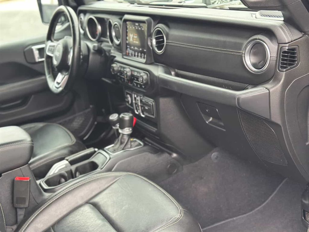 2020 Jeep Gladiator Overland - Photo 16