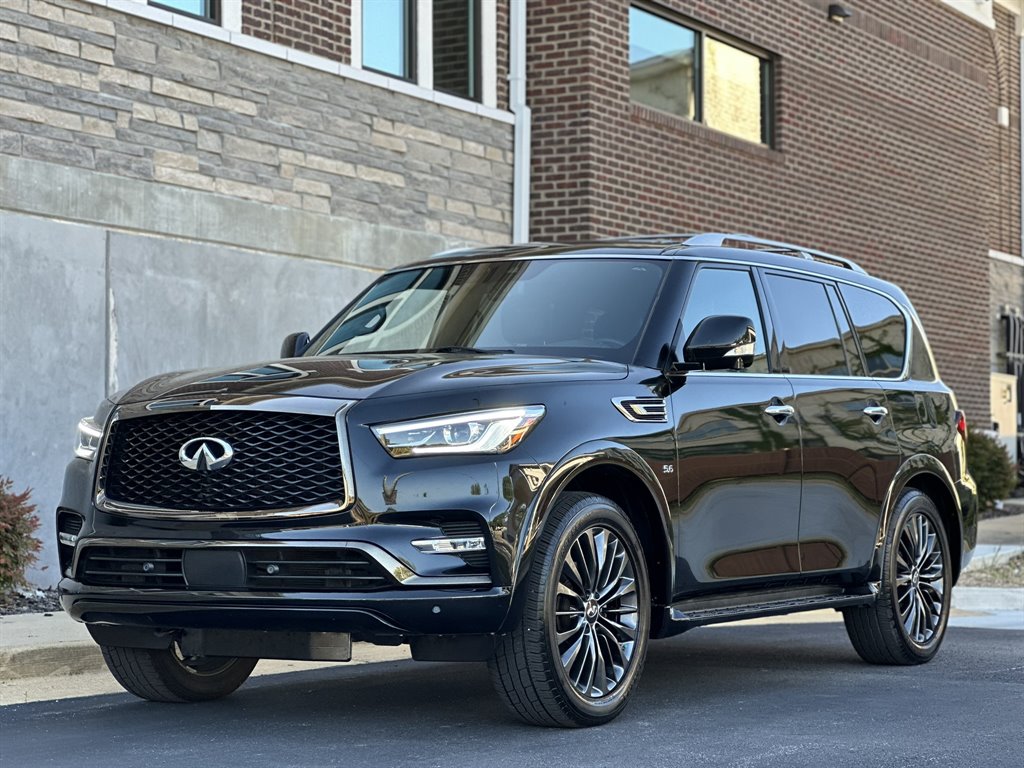 2020 INFINITI QX80 Luxe's photo