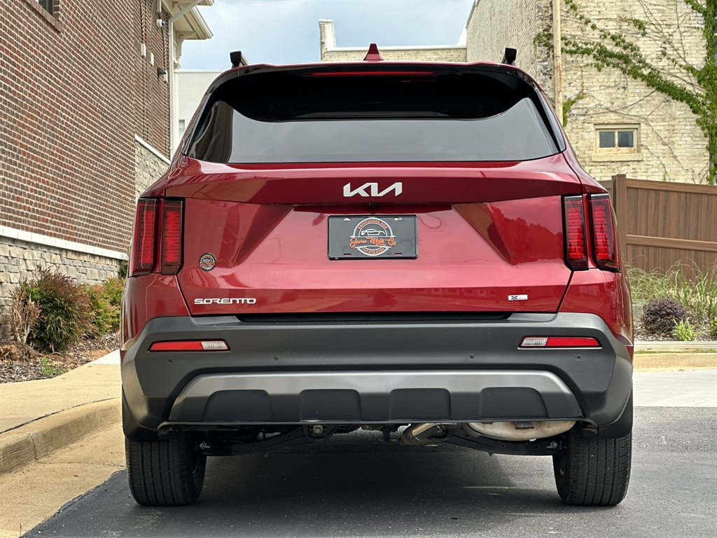 2023 Kia Sorento X-Line S - Photo 11