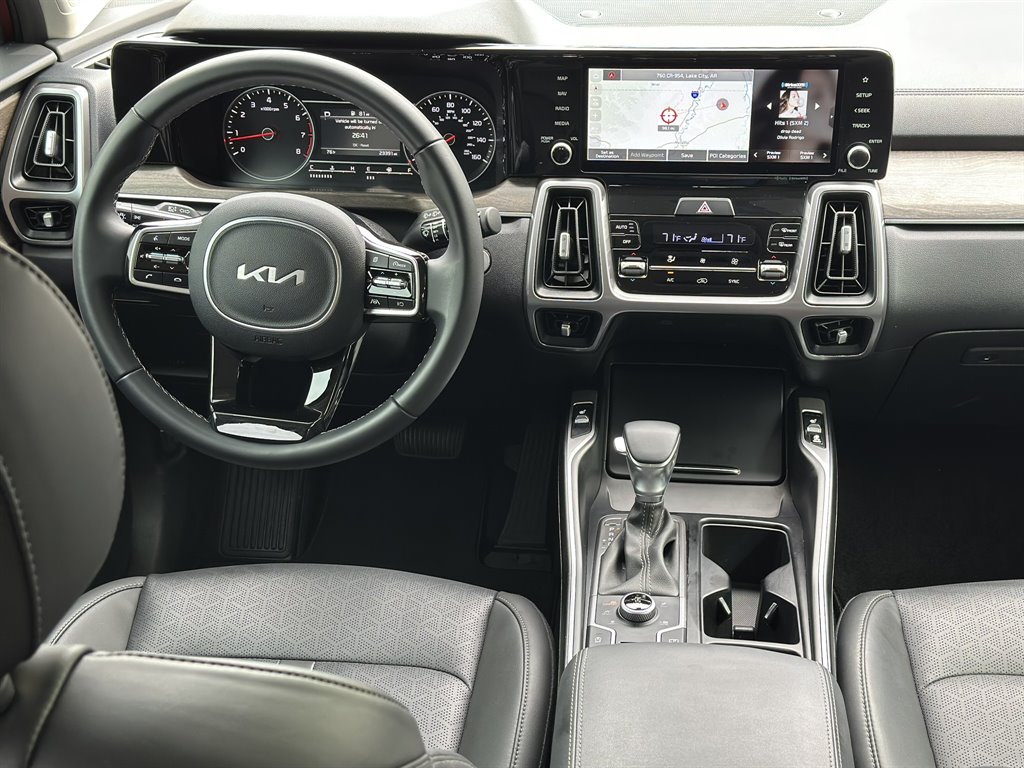 2023 Kia Sorento X-Line S - Photo 22