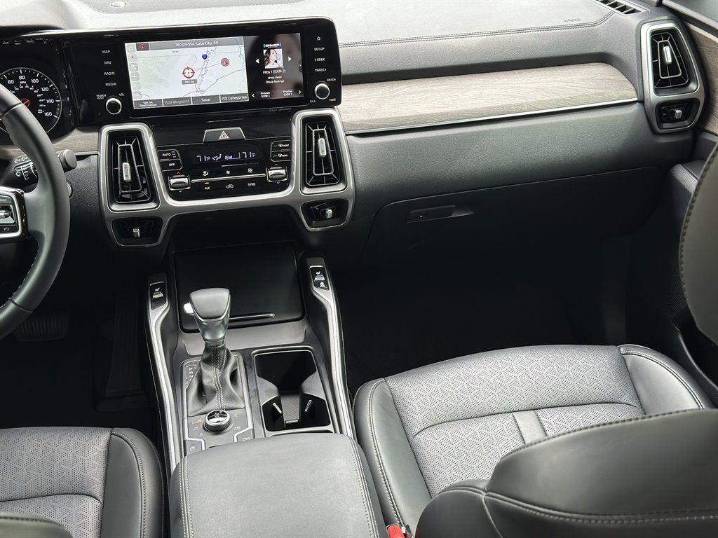 2023 Kia Sorento X-Line S - Photo 21