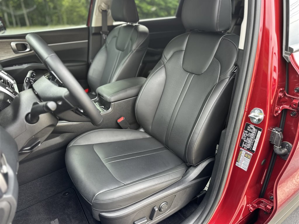 2023 Kia Sorento X-Line S - Photo 16