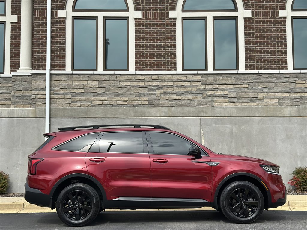 2023 Kia Sorento X-Line S - Photo 8